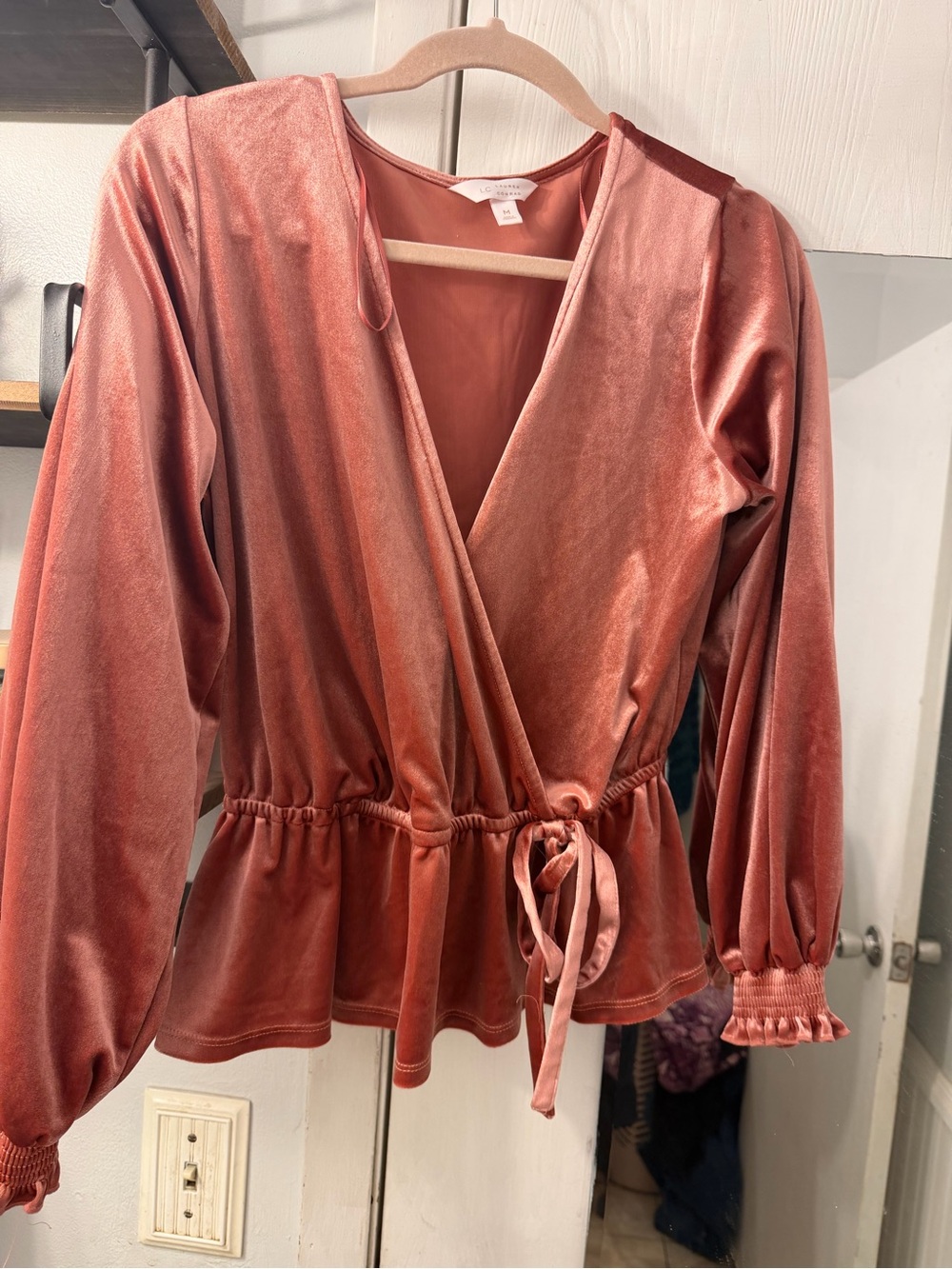 LC Lauren Conrad Rust Satin-Look Blouse size Medium